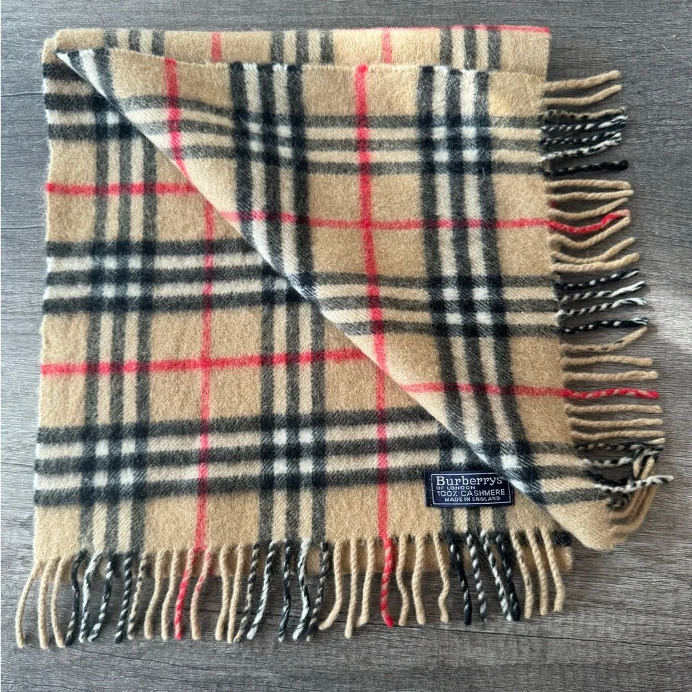 Vintage Burberrys 💯‎ Cashmere Check Scarf 🧣